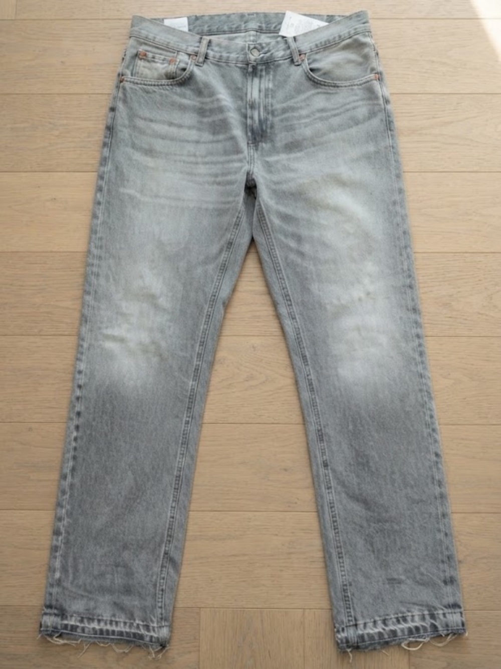 Zara distressed Men's Washed Gray Jeans